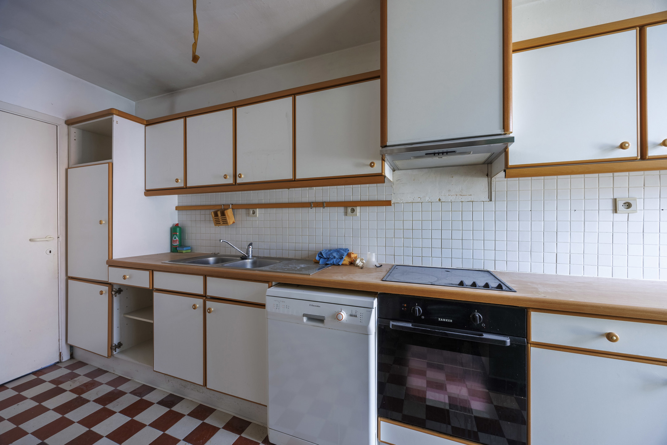 dd493aa7e29240fdabb730f340d31bcf.jpg